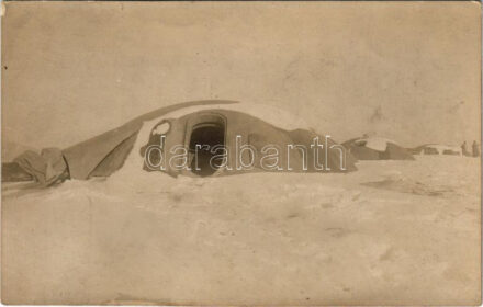 Cima di Campo, Turnerkamp (Südtirol); első világháborús katonai páncél erőd a hóban / WWI military armor fortress in the snow. photo