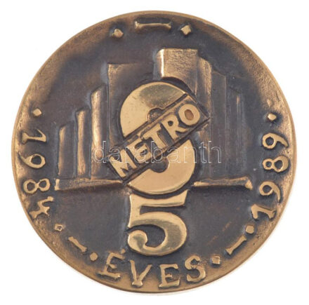 1989. '5 éves - Metró - 1984-1989' bronz emlékérem tokban (106mm) T:2