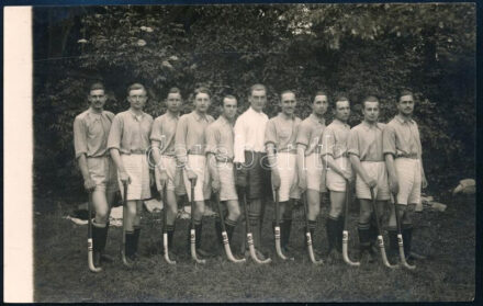 cca 1930 LASE gyephoki csapat Fotólap