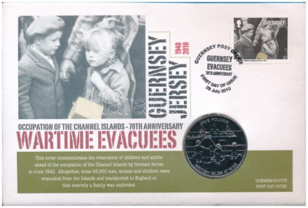 Jersey 2010. 5P 'Háborúban a Brit-szigetek - Háborús evakuáció' Cu-Ni forgalomba nem került emlékkiadás felbélyegzett borítékban, első napi bélyegzéssel T:BU patina Jersey 2010. 5 Pounds 'British isles in war - Wartime evacuation'