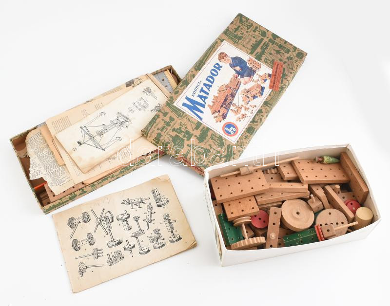 Korbuly-féle Matador faépítő játék 1930 2 dobozban leírásokkal