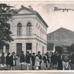 Borgóprund, Borgó-Prund, Prundu Bargaului; Városi szálloda, falubeliek / hotel, villagers, folklore. photo (fl)