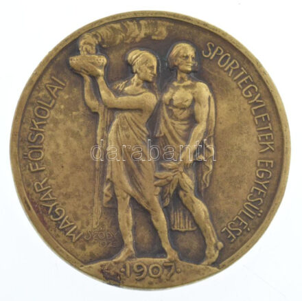 Sződy Szilárd (1878-1939) 1939. 'Magyar Főiskolai Sportegyletek Egyesülése - 1907 / Bajnoki érem' bronz díjérem, hátoldalán 'Ugrás III. 1939' gravírozással (40mm) T:AU patina / Hungary 1939. 'Magyar Főiskolai Sportegyletek