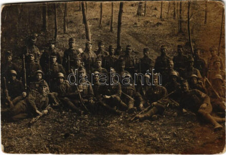 1918 Osztrák-magyar katonák csoportja / WWI Austro-Hungarian K.u.K. military, group of soldiers. photo + 'K.u.K. Inf. Reg. No. 5. 9. Feldkompagnie' (vágott / cut)