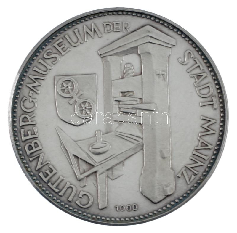 Németország DN 'Gutenberg Múzeum, Mainz' kétoldalas jelzett Ag emlékérem (14,82g/1.000/34mm) T:AU (eredetileg PP) felületi karcok Germany ND 'Gutenberg Museum, Mainz' two-sided, hallmarked Ag medallion (14,82g/1.000/34mm) C:AU (originally - Image 2