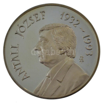 Szabó Imrefia Béla (1952-) 1993. 'Antall József 1932-1993 / Életem során az első a nemzet szolgálata volt' Ag emlékérem (36,12g/0.925/42,5mm) T:UNC (eredetileg PP) patina