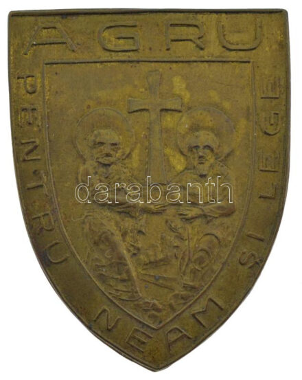 Románia ~1940. 'AGRU - Pentru neam si lege' bronz jelvény T:XF Romania ~1940. 'AGRU - Pentru neam si lege' bronze badge C:XF