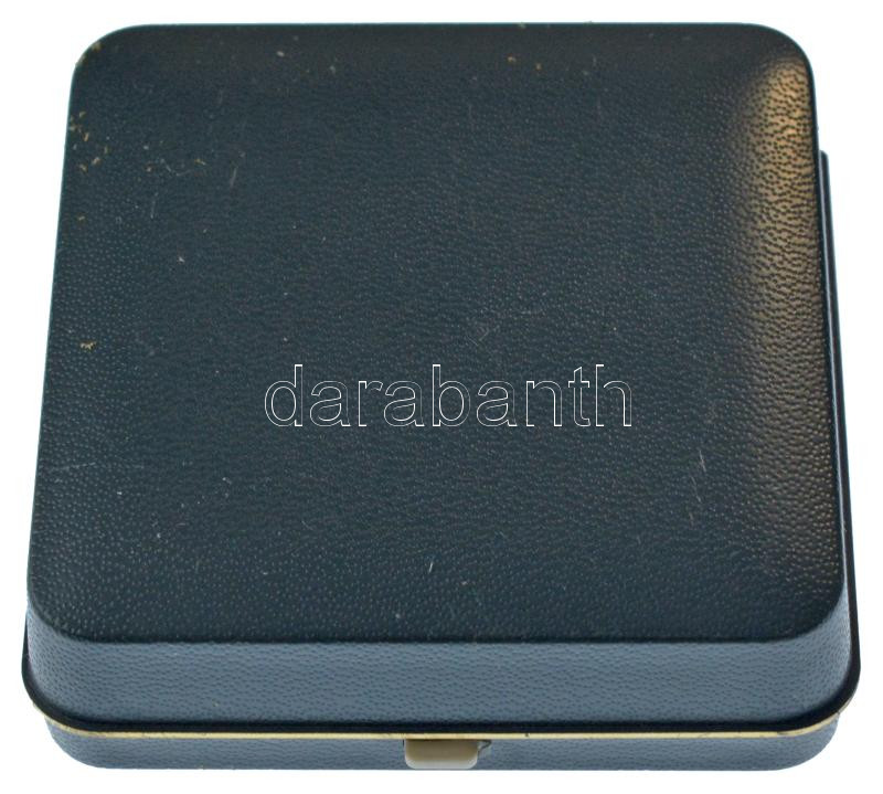 Ausztria 1974. 100Sch Ag 'XII. téli olimpia - Innsbruck 1976.' tokban T:AU Austria 1974. 100 Schilling Ag 'Winter Olympics Innsbruck 1976.' in case C:AU Krause KM#2926 - Image 3