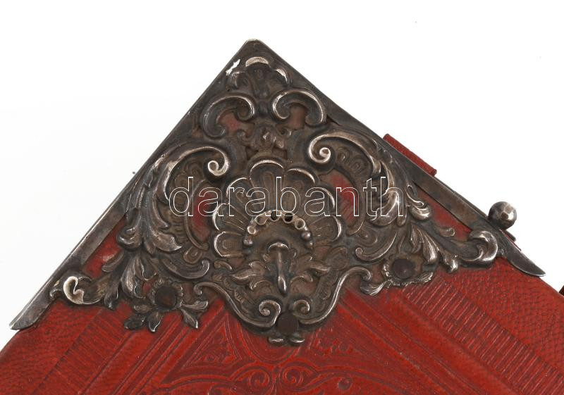 1938 Missale latin nyelven vörös bőrkötésben díszes fém veretekkel. 24x31 cm - Image 2
