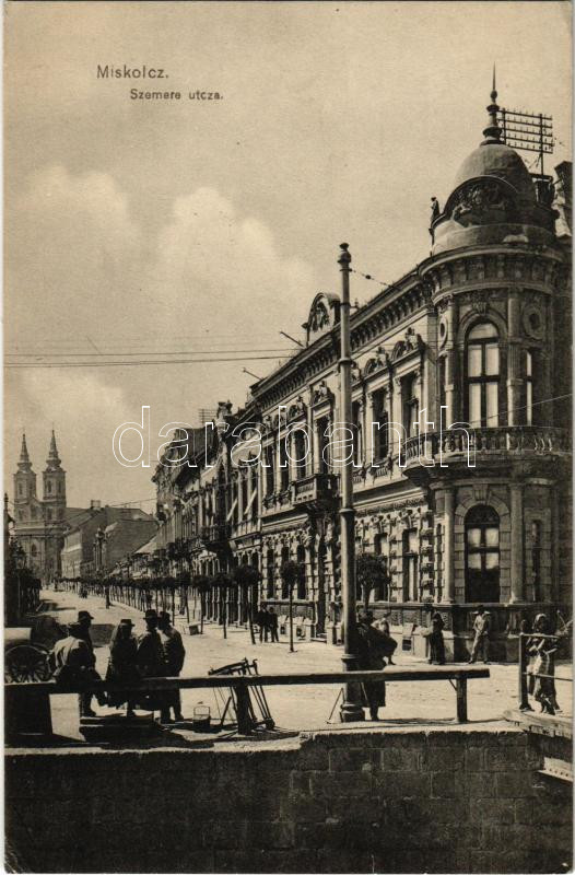 Miskolc, Szemere utca. Ferenczi B. kiadása (EK)