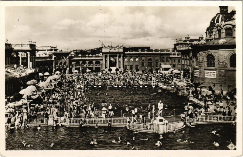 Budapest XIV. Széchenyi strandfürdő, fürdőzők