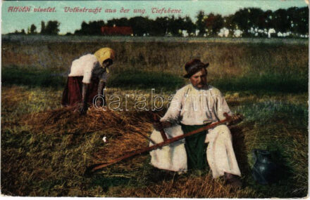 Alföldi viselet, magyar folklór. Vasúti levelezőlapárusítás 1916. Erdélyi udvari fényképész felvétele / Volkstracht aus der ungarischen Tiefebene / Hungarian folklore (EK)