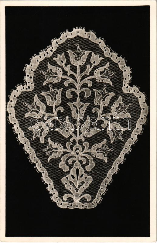 Kiskunhalas, Halasi csipke (19x16 cm) No. XI. magyar folklór / Hungarian folklore, Lace made in Halas country