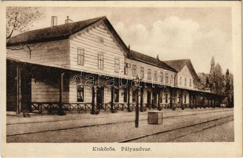 Kiskőrös, pályaudvar, vasútállomás (EK)