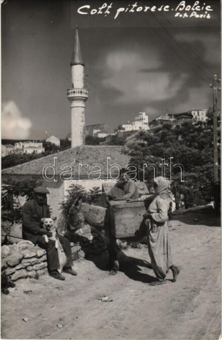Balchik, Balcic (1913-1940 Romania); Colt pitoresc / street, donkey, folklore. Foto Paris, photo