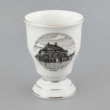 Porcelán pohár, a frankfurti operaház képével, matricás, jelzett (Bavaria TK), apró kopásnyomokkal, m: 12 cm, d: 9 cm.