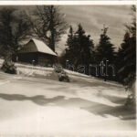 1936 Lupény, Lupeni; Straja / Strázsai menedékház télen / mountain tourist rest house, chalet in winter. photo