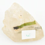 Zöld turmalin rudak kvarc kristályban, 6 x 4 x 3,5 cm, 140g, Brazília - Image 2