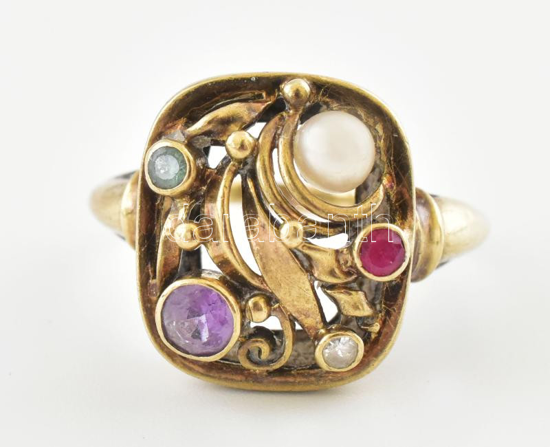 Arany (Au/8k) ékített gyűrű, jelzett, m: 55. bruttó: 3,2g - Image 2