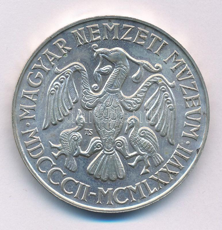 1977. 200Ft Ag 'Nemzeti Múzeum' T:BU patina Adamo EM55