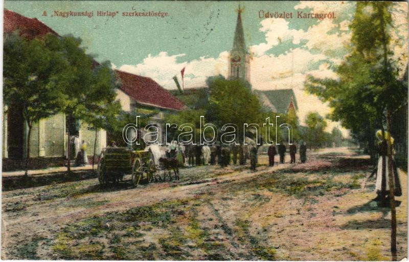 1906 Karcag, Nagykunsági Hírlap szerkesztősége magyar zászlóval, templom (EK)