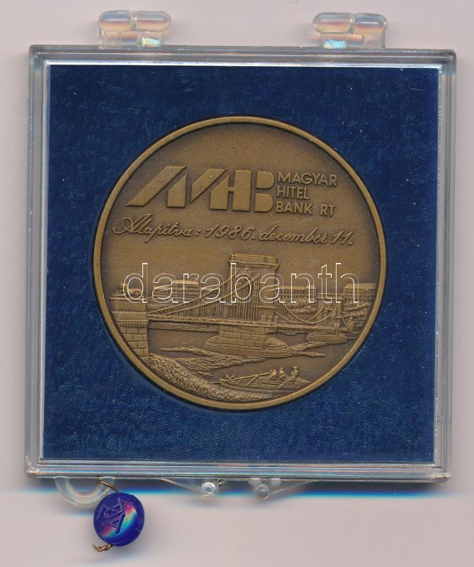 ~1986. 'Gróf Széchenyi István / Magyar Hitel Bank Rt.' bronz emlékérem plombált ÁPV tokban (42,5mm) T:UNC - Image 2