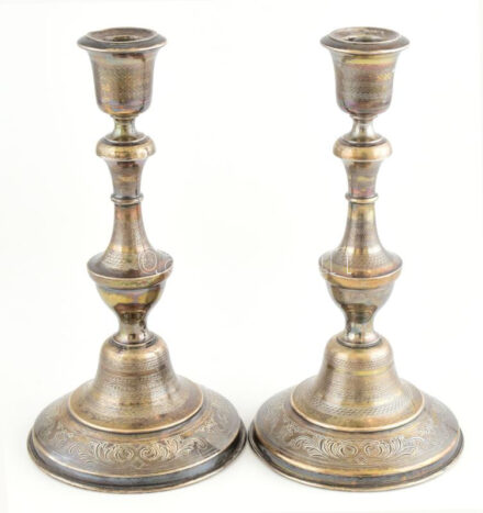 Ezüst (Ag) gyertyatartó pár, jelzett, sérült, m: 26 cm, nettó: 445g