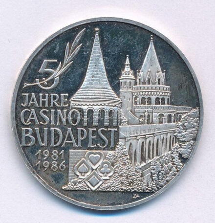 Ausztria 1986. 100Sch Ag '5 éves a Budapesti Kaszinó' zseton (9,84g/0.835/30mm) T:AU (PP) patina, ujjlenyomat, karc Austria 1986. 100 Schilling Ag '5th Anniversary of Casino of Budapest' jeton (9,84g/0.835/30mm) C:AU (PP) patina, fingerprints,