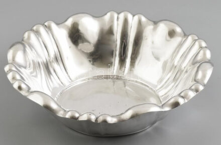 Ezüst (Ag) Art Deco kínáló, jelzett, d: 26,5 cm, nettó: 400g