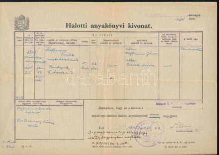 1945 Bp., 2 db halotti anyakönyvi kivonat, bombázás következtében elhunyt anya és lánya, a lap közepén kis szakadás