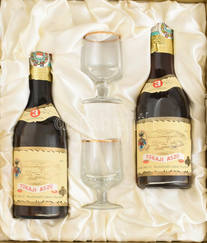1972 Tokaji aszú 3 puttonyos 0,25l kettő darab díszdobozban. - Image 2