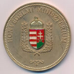 DN 'Honvédelmi Minisztérium' műgyantás bronz emlékérem (50mm) T:AU