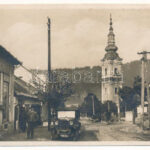 1934 Pelsőc, Plesivec; Fő utca, templom, autó, Bodega T. Slamovits, Molnár bazár trafik üzlete / main street, church, automobile, shops