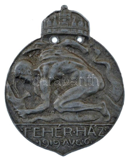 1938. 'FEHÉR HÁZ 1919. AVG. 6' irredenta alumínium felvarró (24x19mm) T:AU / Hungary 1938. 'FEHÉR HÁZ 1919. AVG. 6.' irredentist Al medal (24x19mm) C:AU