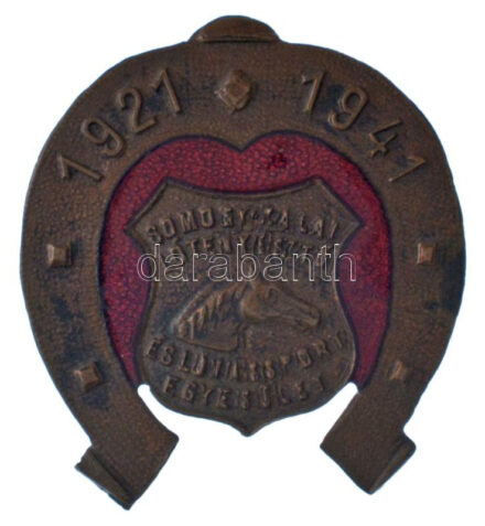 ~1941. 'Somogy-Zalai Lótenyésztő és Lovassport Egyesület 1921-1941' részben műgyantás fém kitűző (38x34mm) T:XF