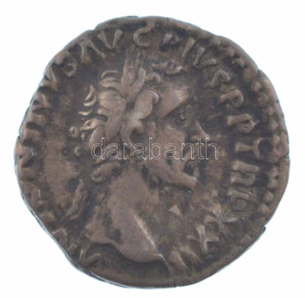 Római Birodalom / Róma / Marcus Aurelius 158-159. Denarius Ag (3,42g) T:XF,VF / Roman Empire / Rome / Marcus Aurelius 158-159. Denarius Ag '[ANTO]NINVS AVG PIVS PP TR P XXII / VOTA SVSCEPTA DEC III - COS IIII' (3,42g) C:XF,VF RIC III 294