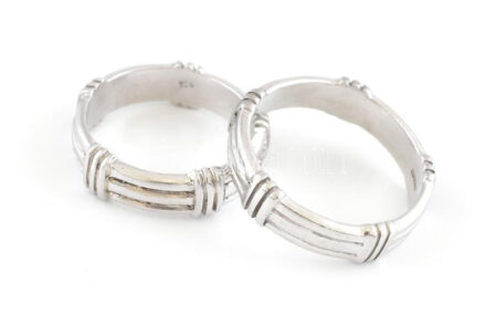 Ezüst(Ag) 'mentőöv' gyűrűpár, jelzett, méret: 51 és 55, nettó: 6,7 g