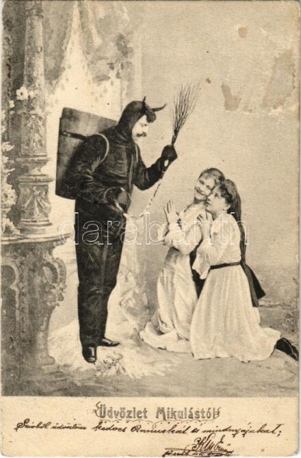 1904 Üdvözlet a Mikulástól. Krampusz / Greetings from Saint Nicholas! Krampus with girls. B.K.W.I. 2543/4. (EK)