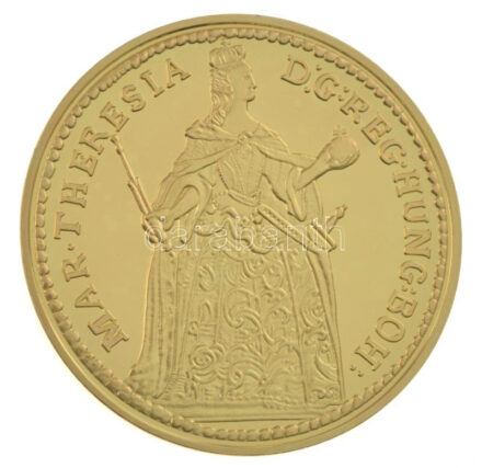 DN 'Történelmi aranypénzek - Mária Terézia 1 dukát, prágai veret, 1743' aranyozott rézötvözet utánveret 'COPY' beütéssel, kapszulában (38mm) T:PP