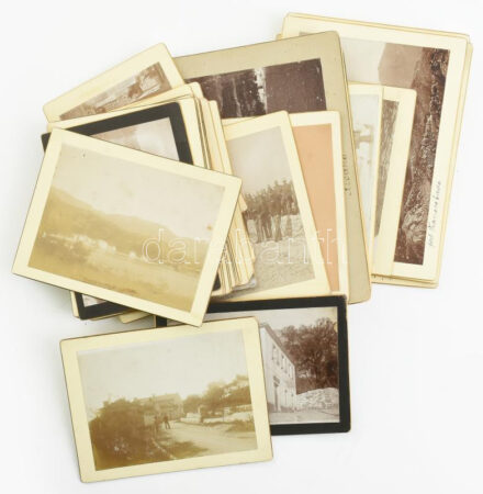 cca 1900 Fotó tétel a mai Horvátország (Dubrovnik) és Montenegro (Risan, Fort Sanik stb.) tájaival, városaival, kikötőkkel, életképek részben katonákkal, össz. 32 db. Kartonra ragasztott fotók, 9,5x12,5 és 13x18 cm közötti