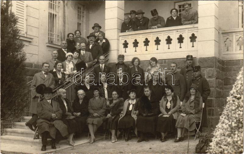 Balatonfüred, Tiszti üdülő, csoportkép. Szabó Imre fényképész, photo (fl)