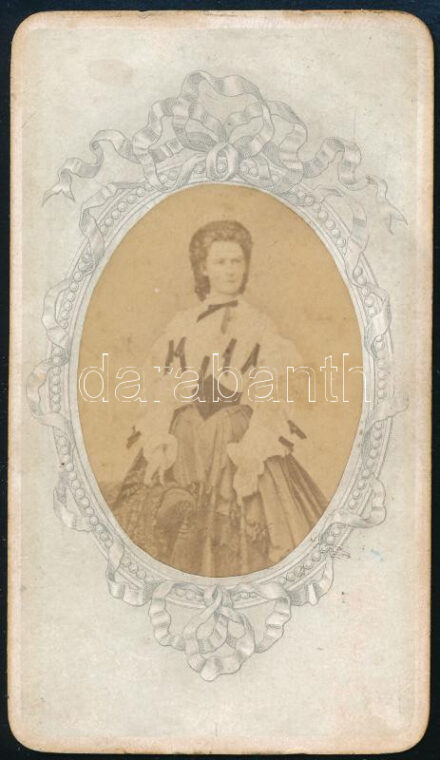 cca 1865 Erzsébet királyné (Sisi), keményhátú fotó Angerer felvétele nyomán, 10,5×6 cm / Empress Elisabeth of Austria