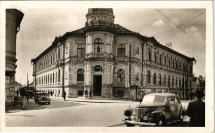Szabadka, Subotica; utca, automobilok, magyar katonák / street view, automobiles, Hungarian soldiers + '1941 Szabadka visszatért' So. Stpl. (EK)