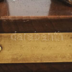 Jelzés nélkül: Vasöntő. Bronz, fatalpon, kopásokkal, m: 33 cm - Image 2