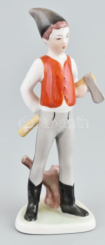 Hollóházi favágó legény. Kézzel festett porcelán figura, jelzett, kis kopással, m: 15,5 cm