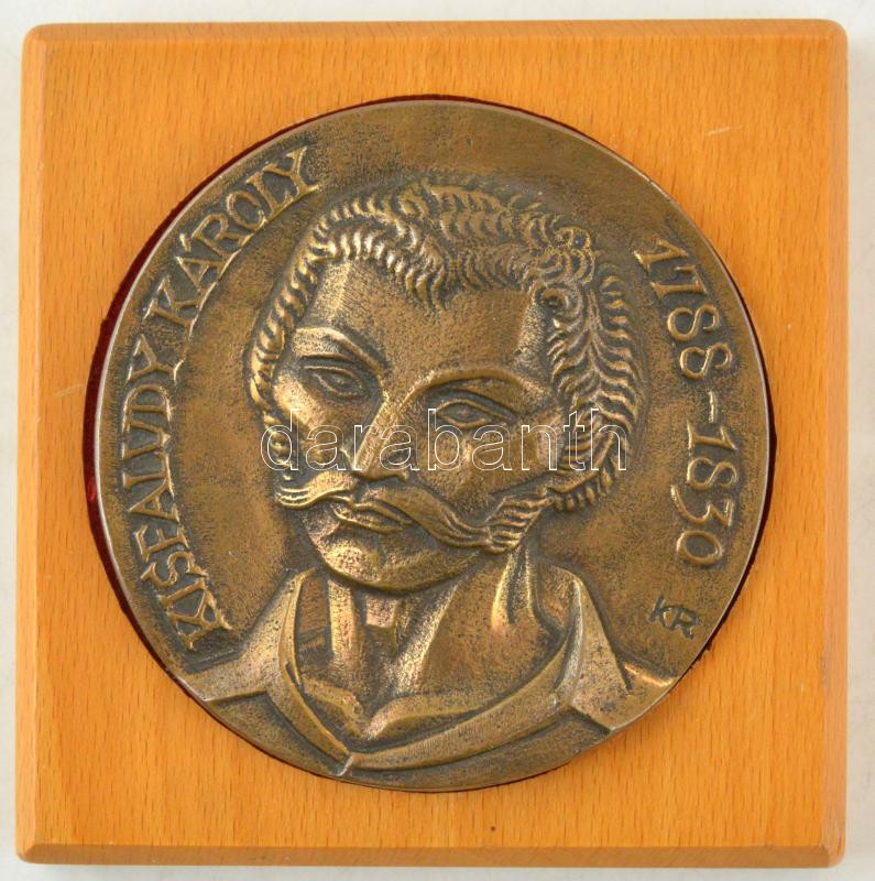 Király Róbert (1930-) 1981. 'Kisfaludy Károly 1788-1830 / Agria Játékszín 1975-1981' bronz emlékérem fa tartóval (96mm) T:AU
