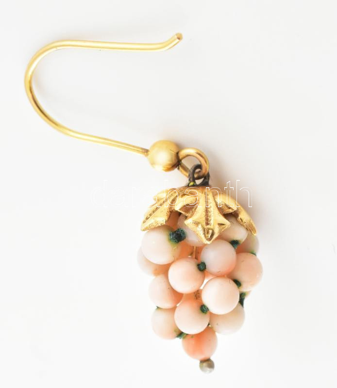 14K arany (Au) fülbevalópár, szőlőfürt formájú, világos korallal, bruttó: 4,5 g - Image 2