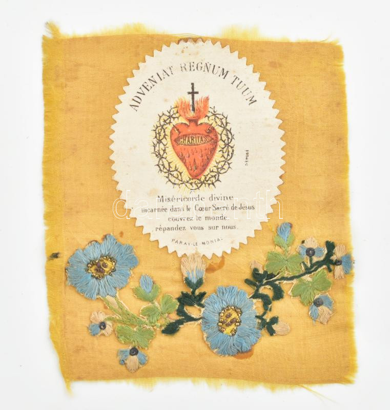 cca 1900 Szentkép selyemre ragasztva, selyemre varrt florális motívummal, 10,5x9,5 cm