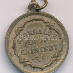 ~1930. 'Szorgalom és jó erényért / Gyüjts a jövöért' bronz medál füllel (23mm) T:XF