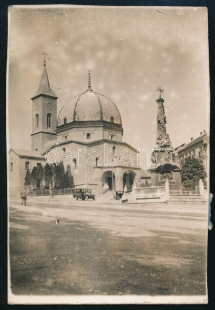 cca 1930 Pécsi Gázi Kászim pasa dzsámija, ma Gyertyaszentelő Boldogasszony-templom, 8,5×5,5 cm